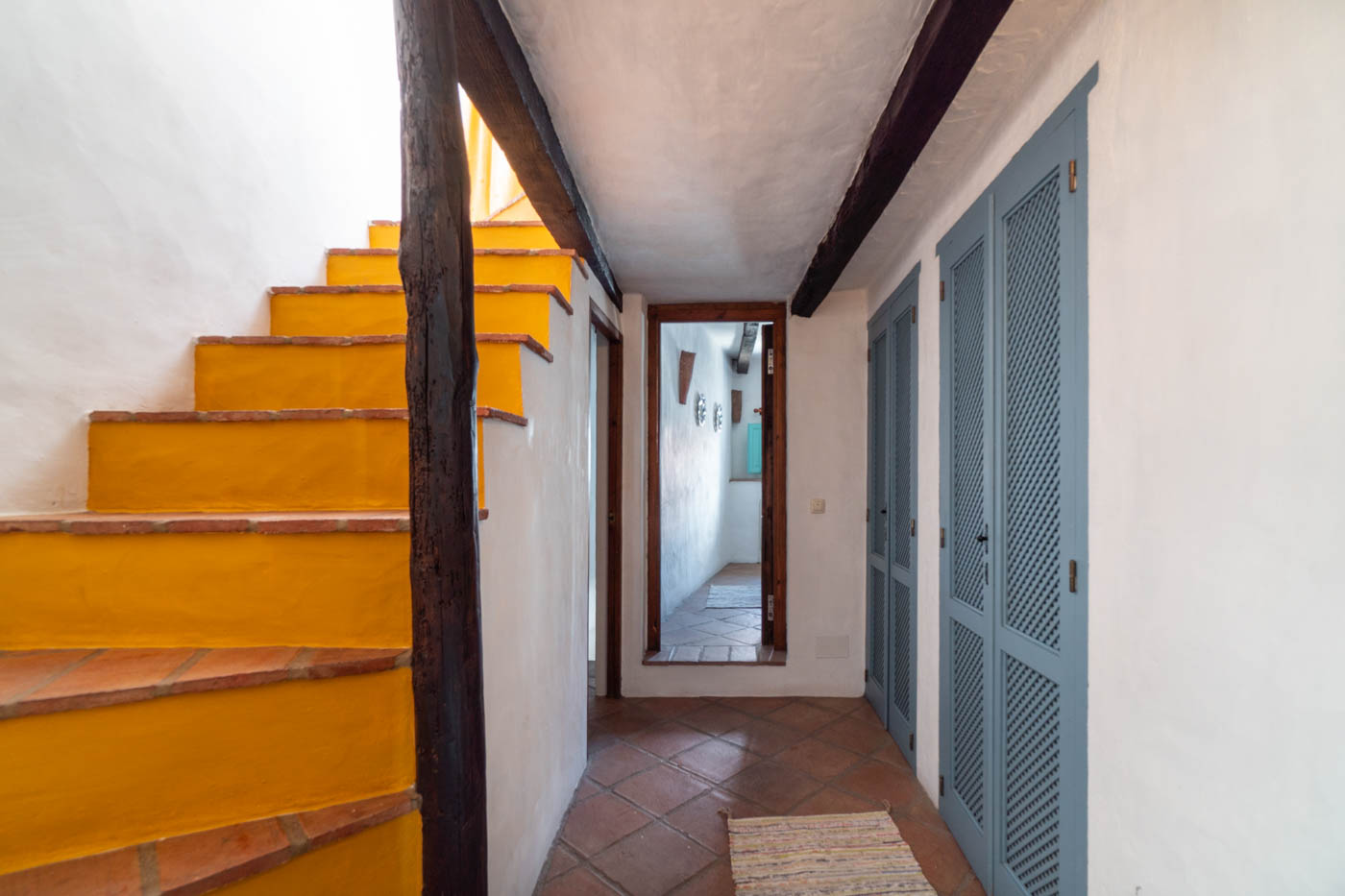 Stairs to top terrace / chill out